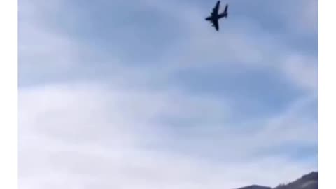 Plane crashes on car so hardly