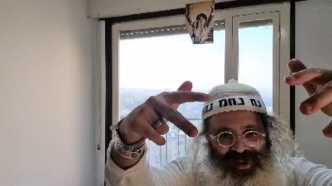 כל המשחרר עבדו עובר בעשה שנאמר לעולם בהם תעבודו - שיר נ נח מסכת גיטין דף לח