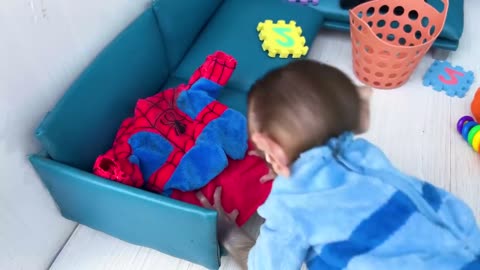 Monkey Baby Bon Bon in the Room Cleaning Challengeand goes to the toilet