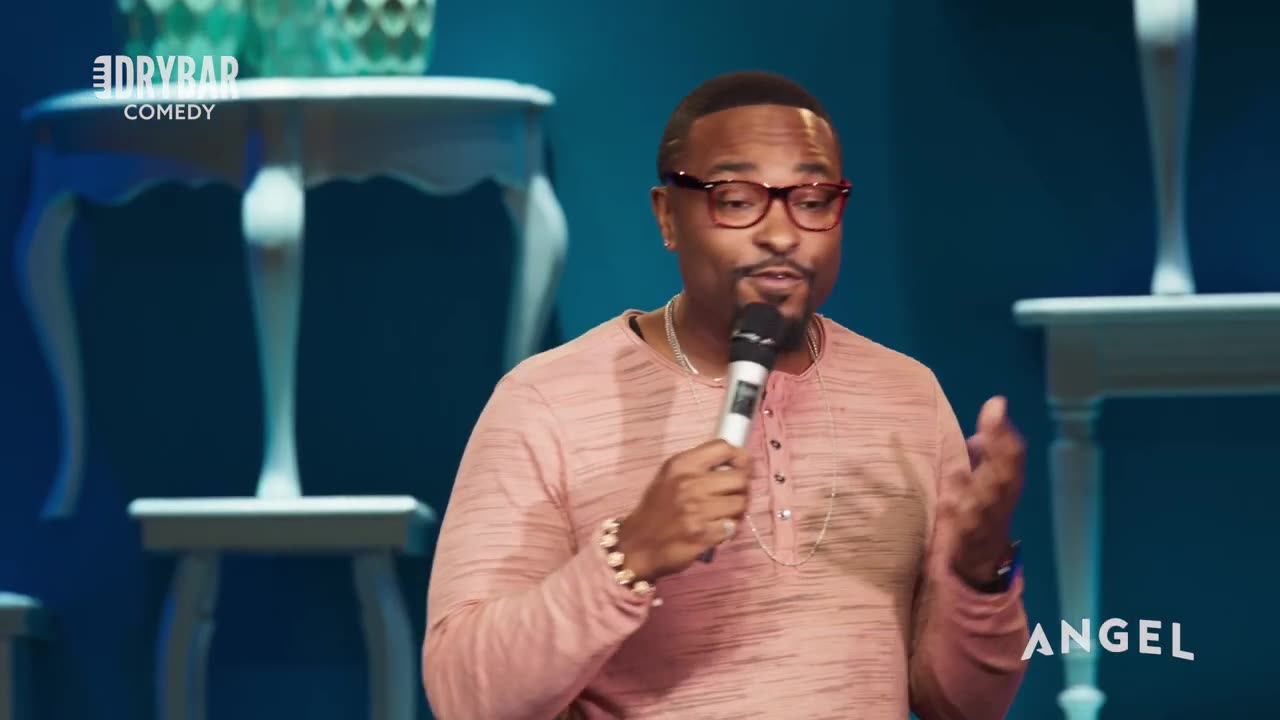 Dry Bar Comedy,When Your Voice Doesn't Match Your Face. Tommy Taylor Jr.