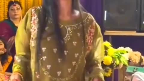 Desi girl dancing