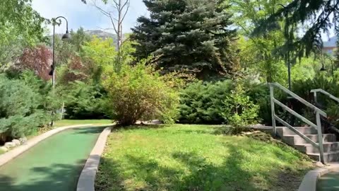 Going to Mini Golf in Glenwood Springs CO by bus 2021