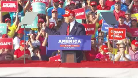 Donald Trump and Joe Biden fire up voters ahead of US midterm elections - BBC News