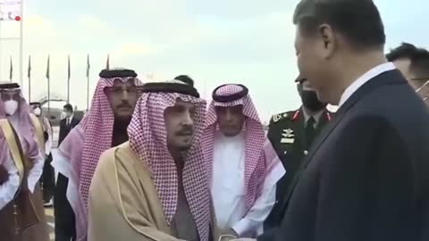China’s Xi Jinping Visits Saudi Arabia in Historic Trip | Arab Nations Snub US | China Arab Summit