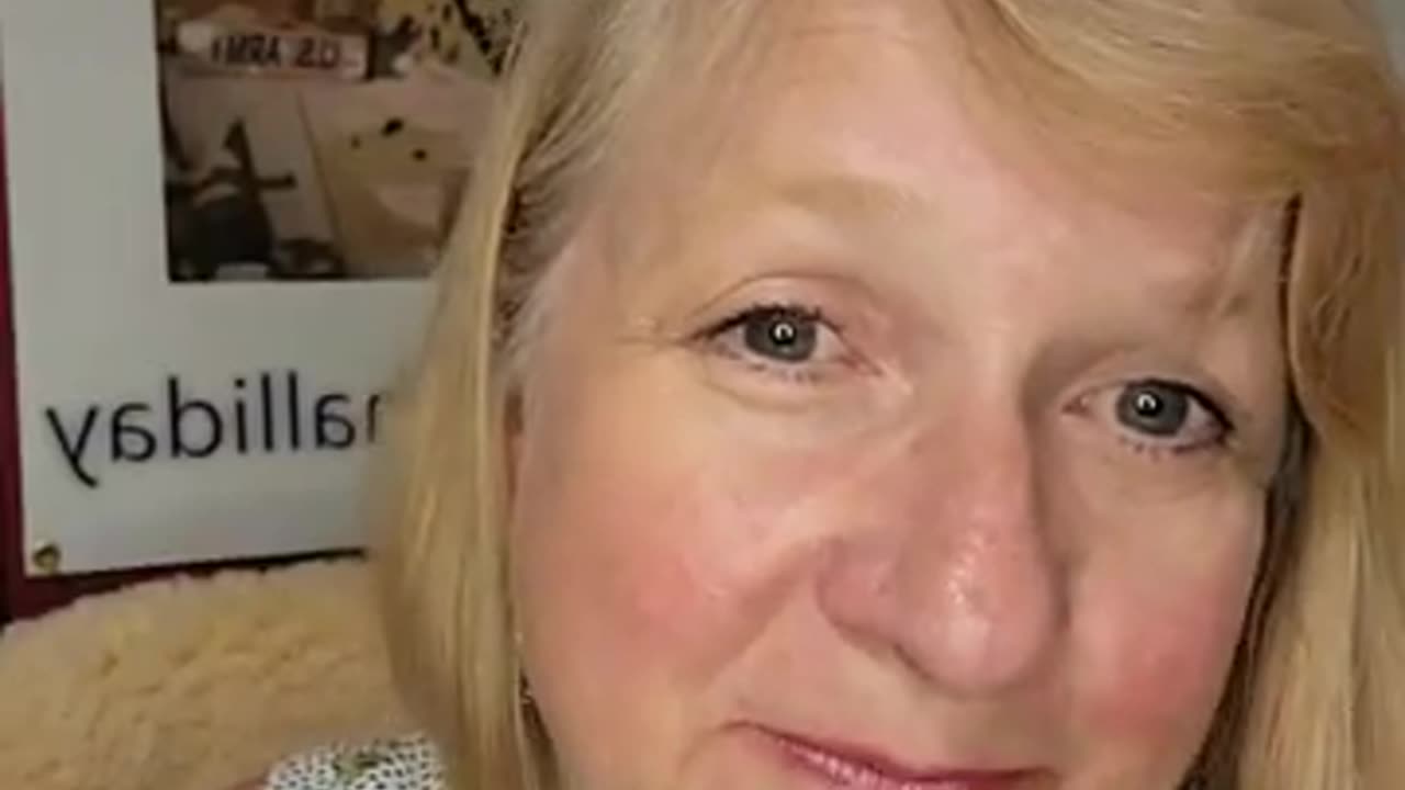 FIND RICHARD HALLIDAY WAS LIVE DAY 735