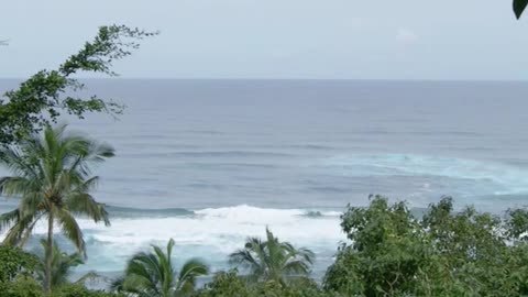 Nā Pali Coast, Kaua'I, jaw-dropping scenery #shorts