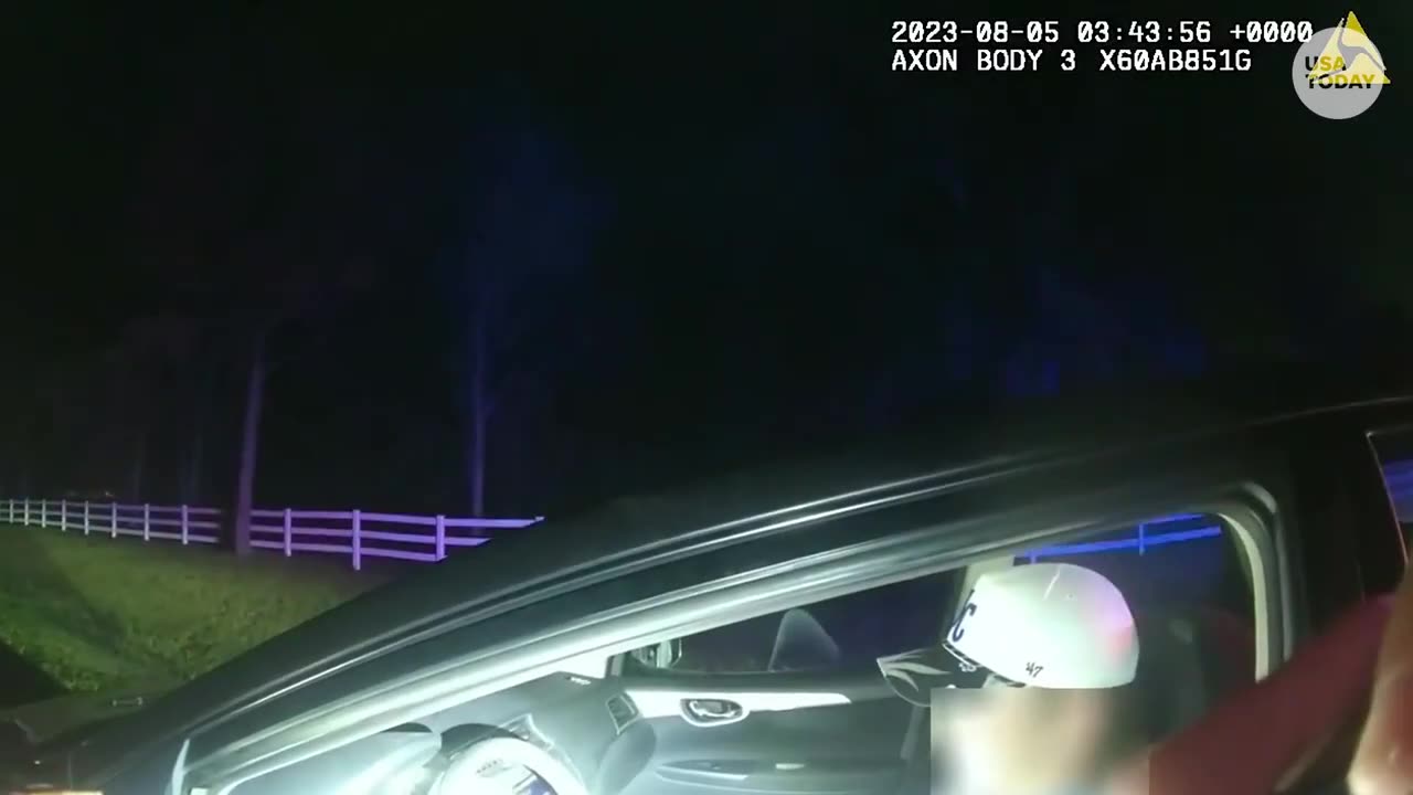 Speeding ticket turns comforting when deputy hugs distressed driver | USA today