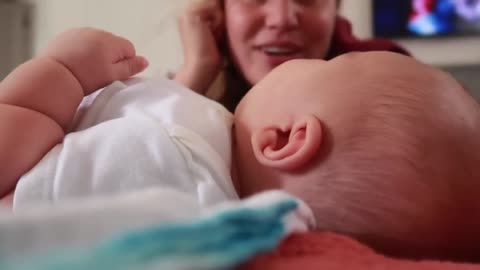 BRAIN DEVELOPMENT ACTIVITIES - HOW TO PLAY WITH 0-3 MONTH OLD NEWBORN