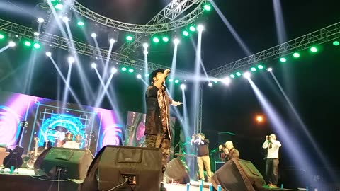 New song by Atif Aslam(Aye Watan)
