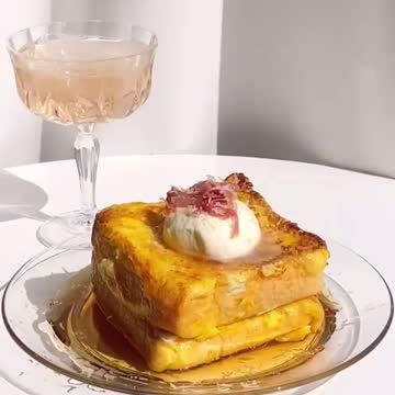 MAKE FOOD FOR BREAKFAST