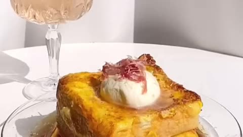 MAKE FOOD FOR BREAKFAST