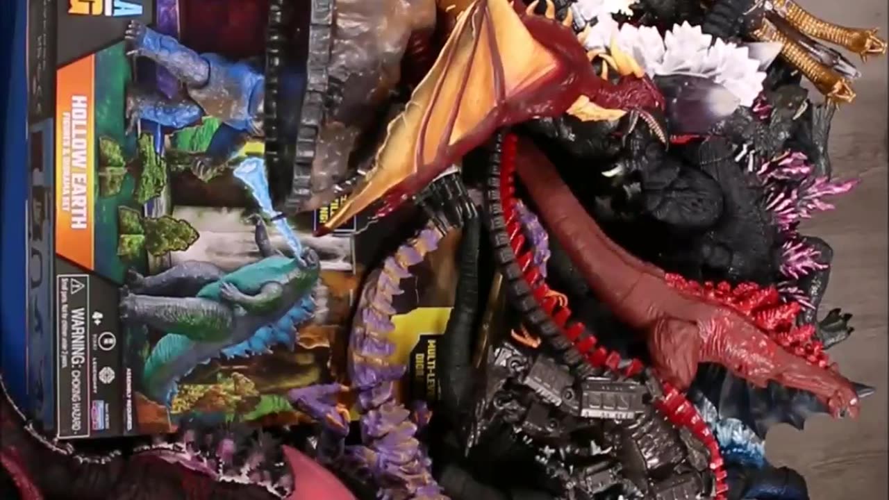 NEW Huge Box Godzilla VS Kong Toy Haul Monsterverse! #GodzillaToys #KingKongToys $3,000.00 #shorts