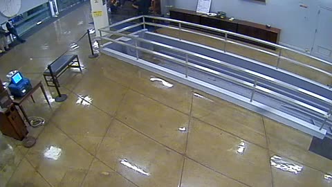 3064RHOBG3SubwayScreening_2021-01-06_15h40min01s323ms.mp4