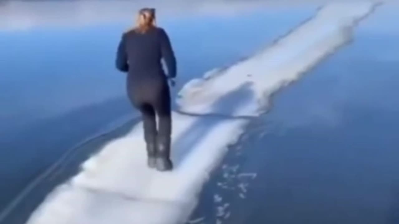 How to FAIL at WALKING ON ICE