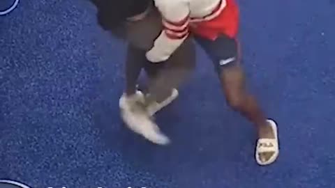 Brave woman fights off male attacker while alone at gym