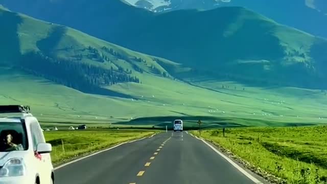 #The most beautiful scenery on the road # Nalati # Enjoy nature together
