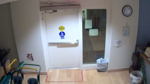 8607OHOB01155_2021-01-05_01h00min00s257ms.mp4