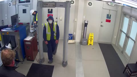 0972USCG00SouthTrailer_2021-01-06_06h40min01s497ms.mp4