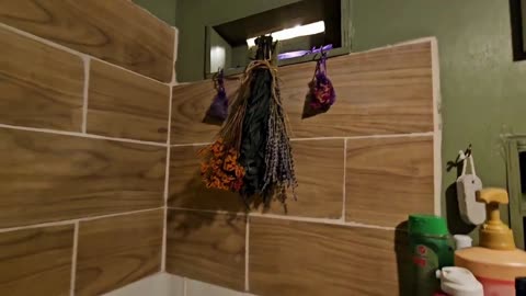 makeover small bathroom