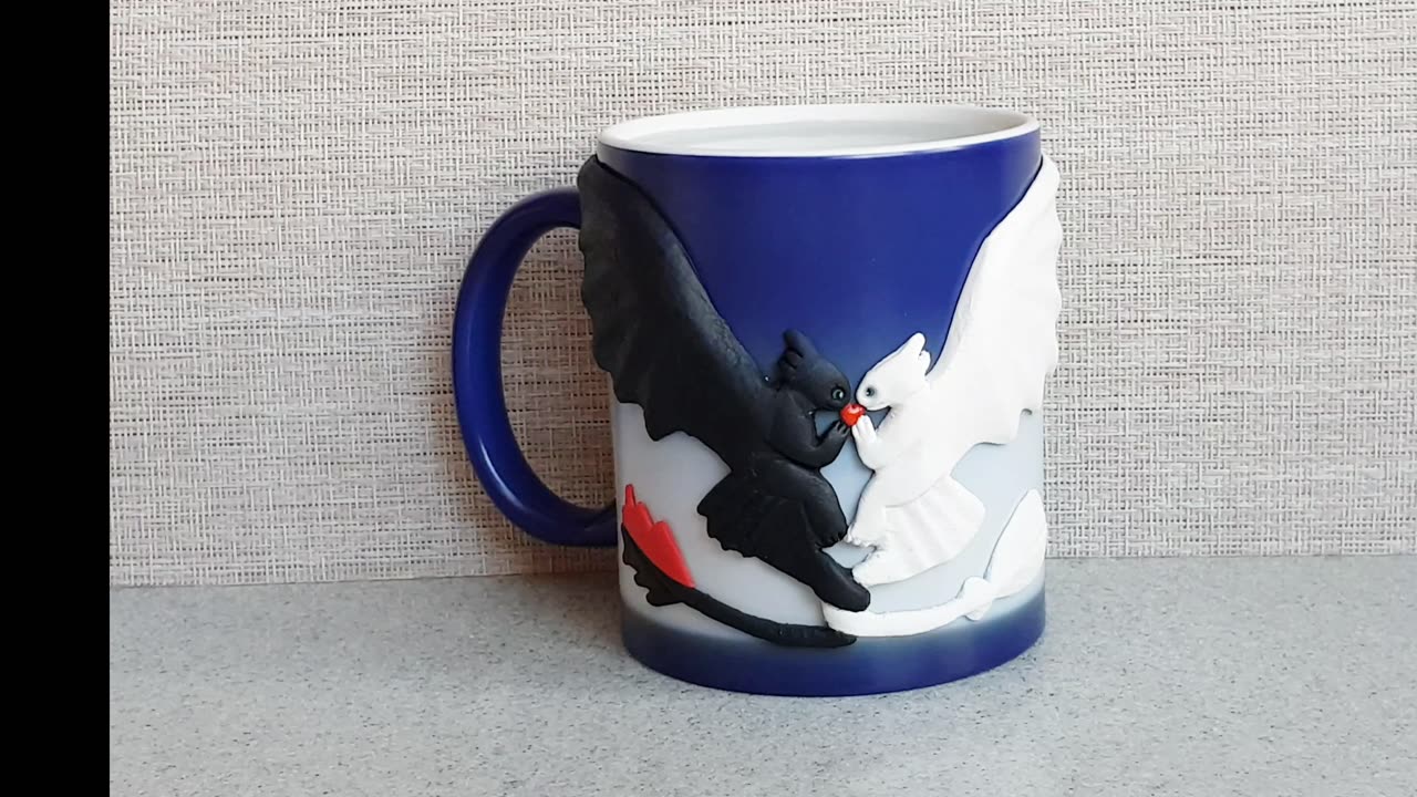 Magical blue cup chameleon LOVERS FURIES from How to Train Your Dragon. Gift mug dragons Annealart