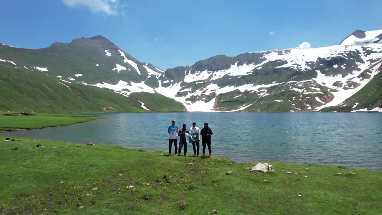 PAKISTAN-THE QUEEN OF LAKES.