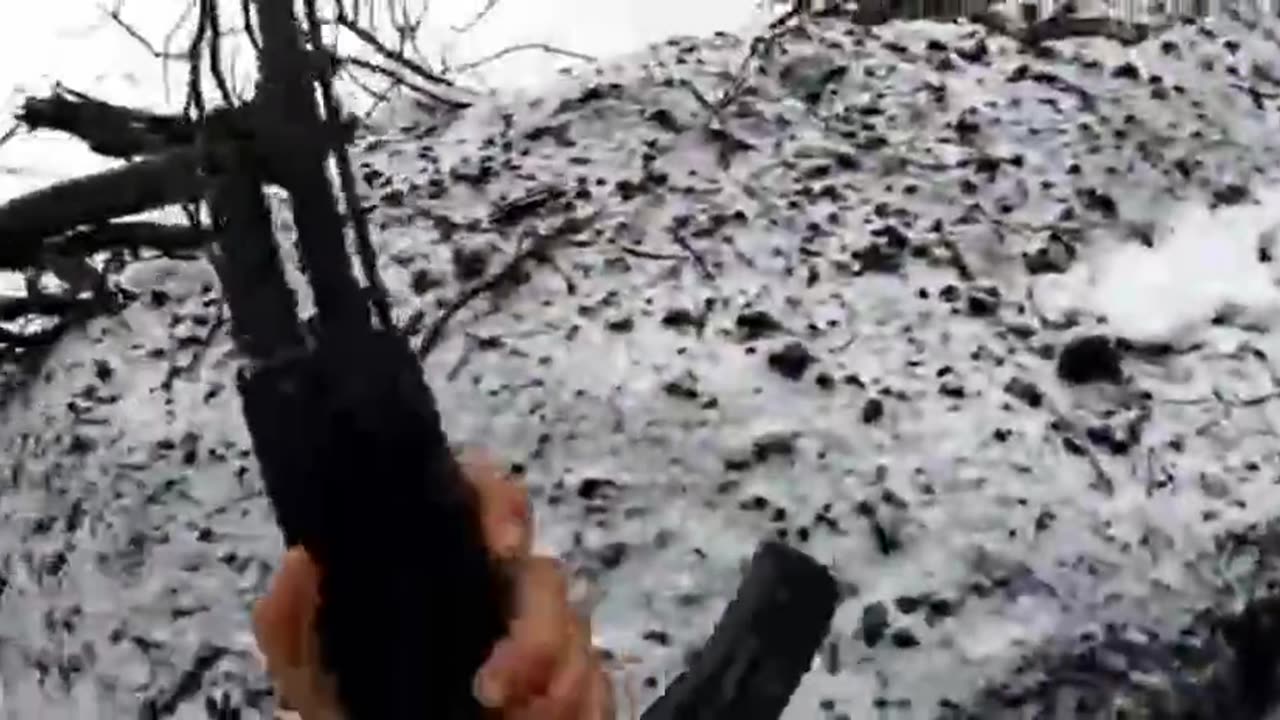 The situation in Bakhmut's trenches from the first person. And so every day.