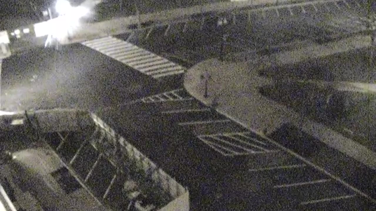 1043RSOBRFNorthwestRoof_2021-01-05_20h03min39s990ms_1.mp4