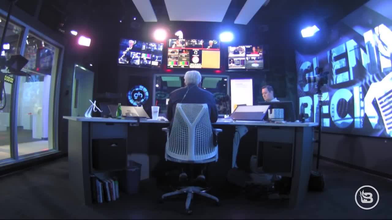 Glenn Beck - The West’s response to Russia and Ukraine FINALLY makes sense, 2022-03-02