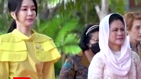 Looking young,KIM keon-heekorea's president's wife is 50 years old