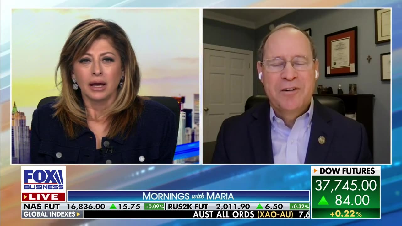 It’s ‘insane’ how more ‘corrupt’ this gets every day: Republican rep