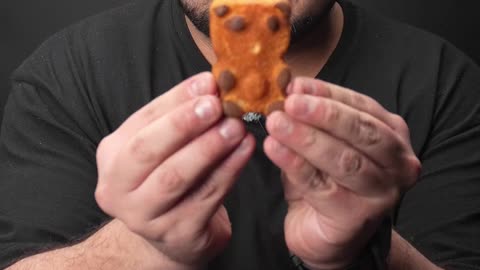 Eating Challenge | ASMR |eating bear cake 🐻 | Eddy ASMR #asmr #shorts #food #mukbang #eatingasmr