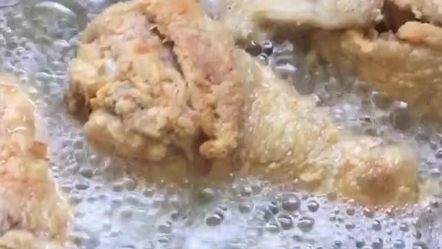 How to cook a fried chicken in a easy way 👌