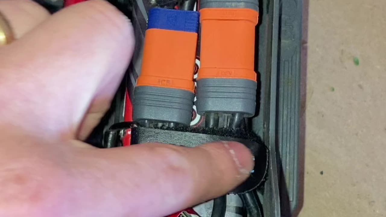 Defiance RC Velcro Straps The Best Replacement for Kraton 4S?