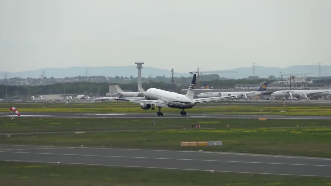 Planes landing and take off The best of plane spotting 2018