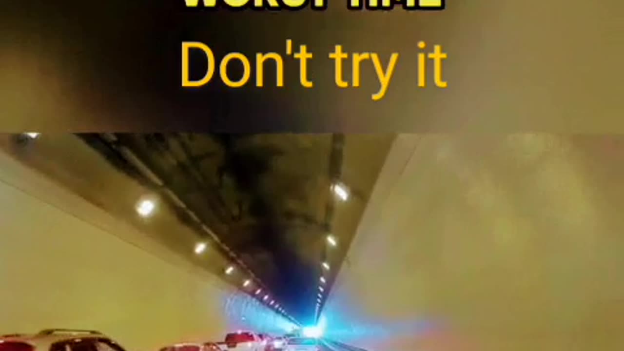 The driver was Insane at the first time | Videos with road rage #USA road#bad driver