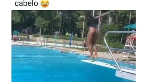 Tutorial on how to dive without getting your hair wet
