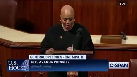 Woke Congresswoman Attacks Walgreens for Ditching Blue City Over Crime