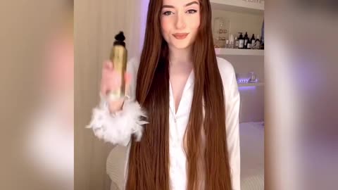 #The girl is always more attractive with long hair😍😍