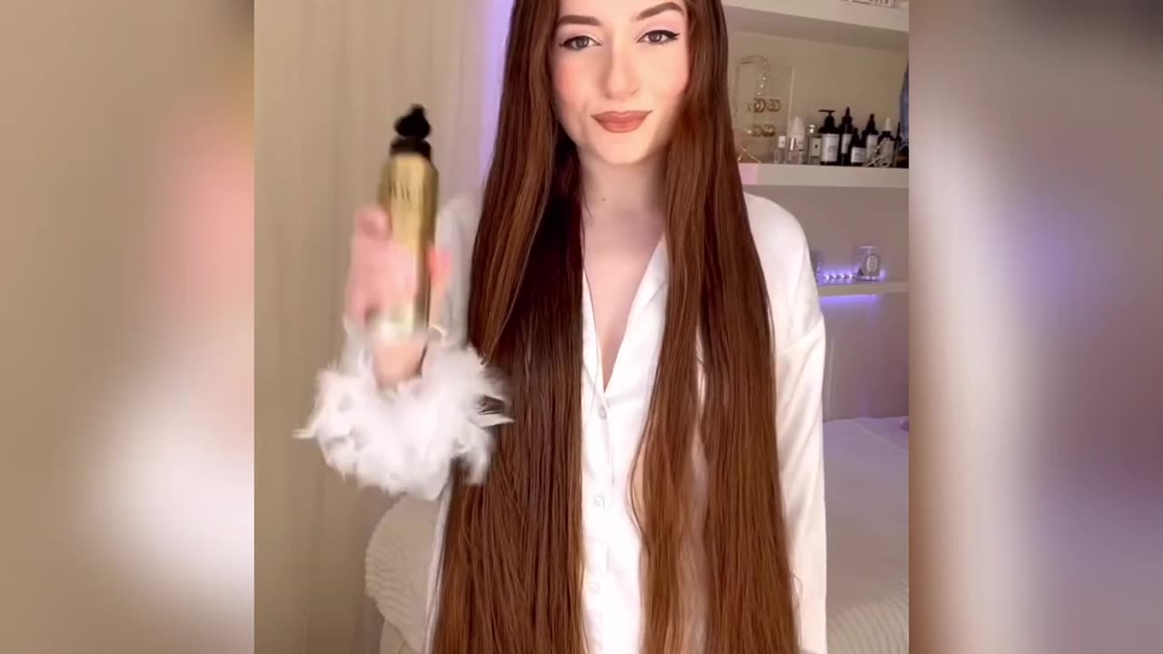 #The girl is always more attractive with long hair😍😍