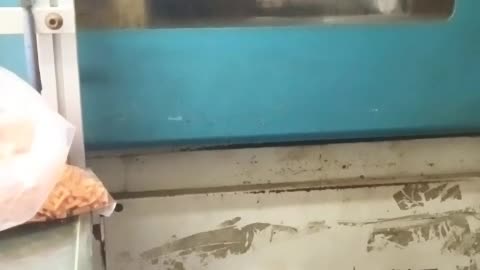 Guess what machine is running ？