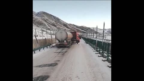 TOTAL IDIOTS AT WORK #174 _ BAD DAY AT WORK 2022