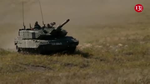CANADA SENDING FOUR MORE LEOPARD 2 TANKS TO UKRAINE