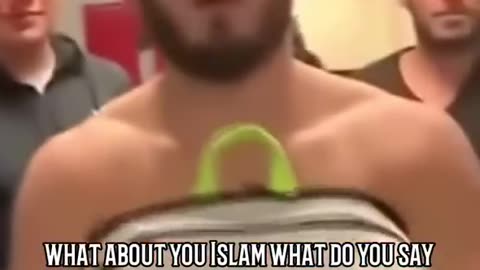 Why Khabib and Islam Makhachev don’t clean 🤣🧹