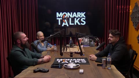 EM BREVE MONARK E BILYNSKYJ NO ONLYFANS