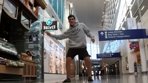 I Lived 7 Days In The Airport For Free