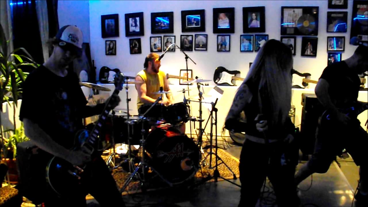 *Explicit Lyrics* Devon Ain't Heaven by Artemis Arrow Live at The Hollywood Star Room