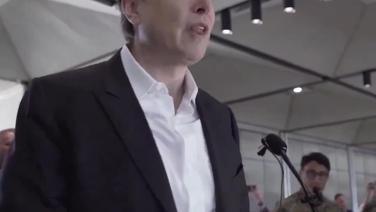 Elon Musk, the man of the people