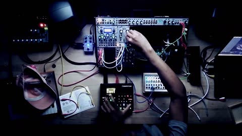 Storm Shelter [Digitakt, Eurorack, Field Kit FX, Polara]