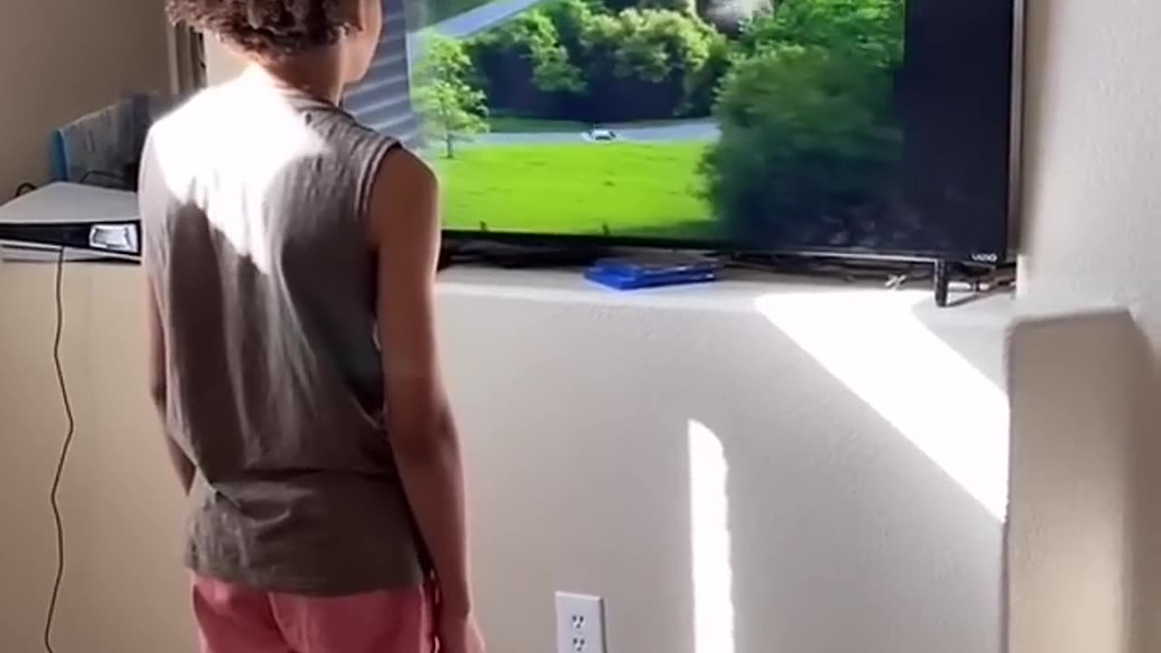 Scary maze Game gone wrong his reaction is priceless