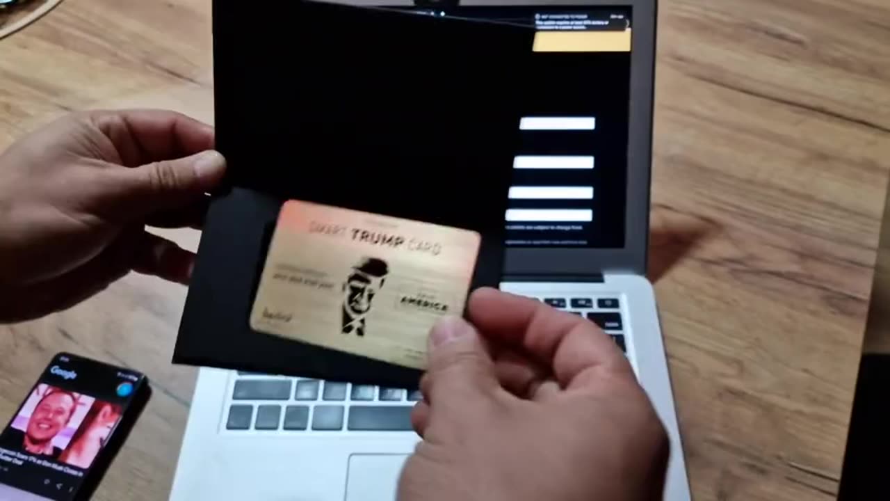 TRENDING: PREMIUM Gold Smart Trump Card!
